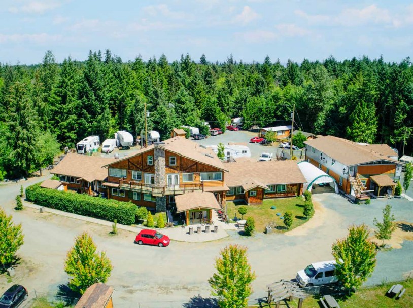 Lost Lodge Resort
Qualicum Beach, BC